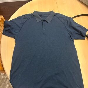 Men’s lululemon golf shirt